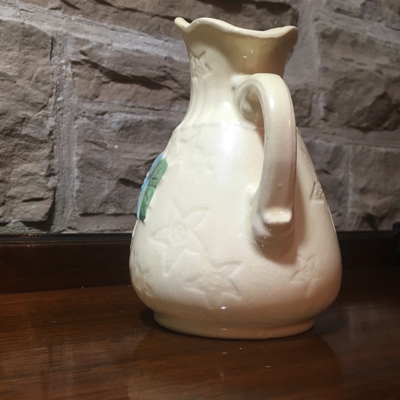 Lovely Hull Water Pitcher Vase Vintage Blue Star Flower, Ewer/Pitcher/ Vase USA - Picture 3 of 11